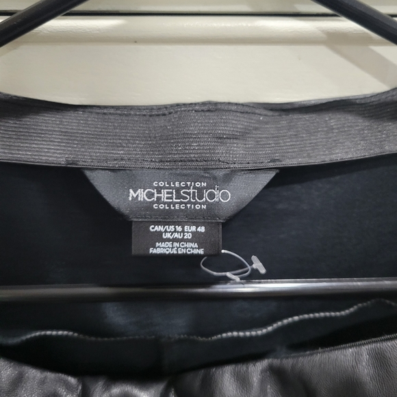 Michael Studio size 16 faux leather studded pant - Picture 3 of 7